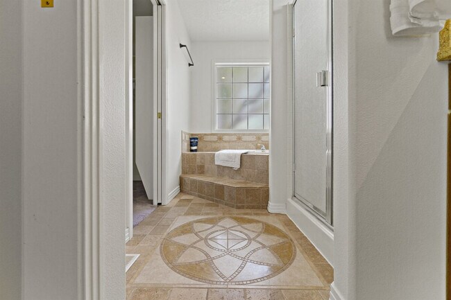 Building Photo - 9297 W Calico St