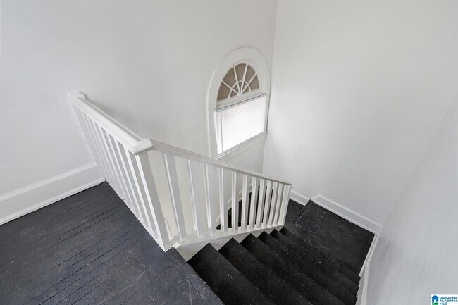 Building Photo - 1101 7th Ave W