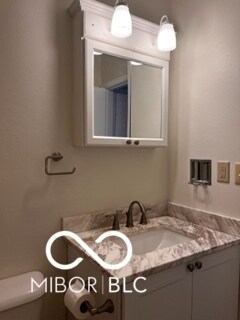 Building Photo - 5522 Greenview Dr