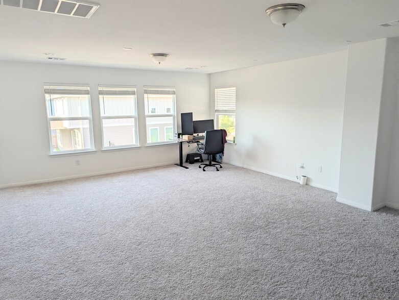 Building Photo - 12815 Gilliland Ln