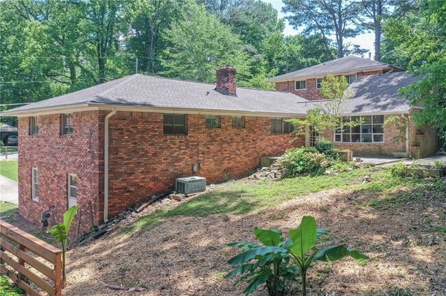 Building Photo - 1112 Franklin Cir NE