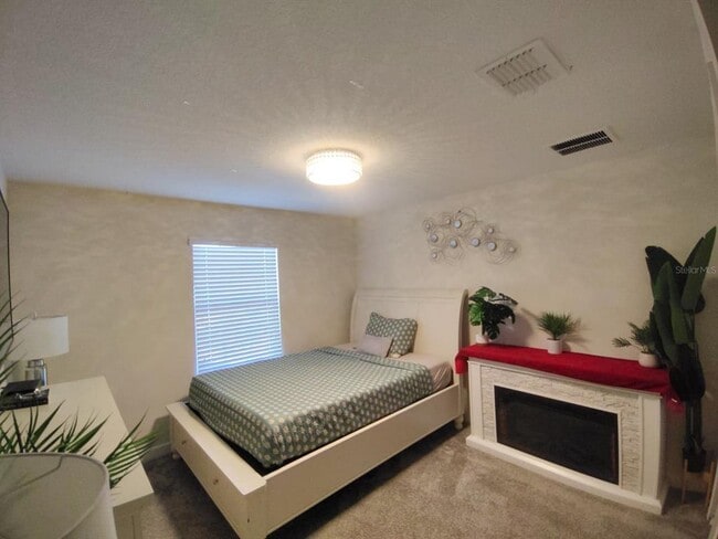 Building Photo - 8953 Stinger Dr