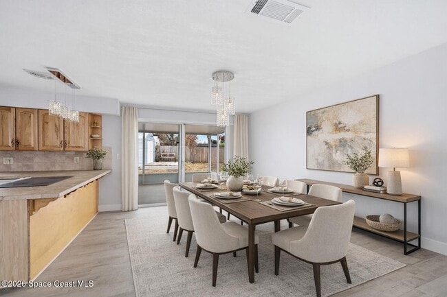 Building Photo - 1715 N Merrimac Dr