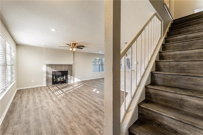 Building Photo - 7004 Riverton Dr