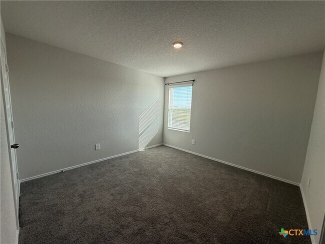 Building Photo - 3309 Muenster Ave