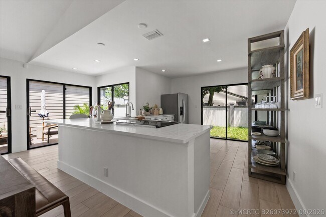 Building Photo - 2515 Bedford Mews Dr