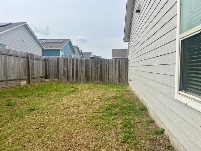 Building Photo - 7213 Tonka Ln