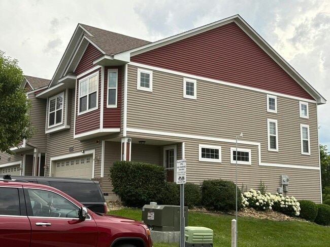 Building Photo - 15251 Maryland Ave