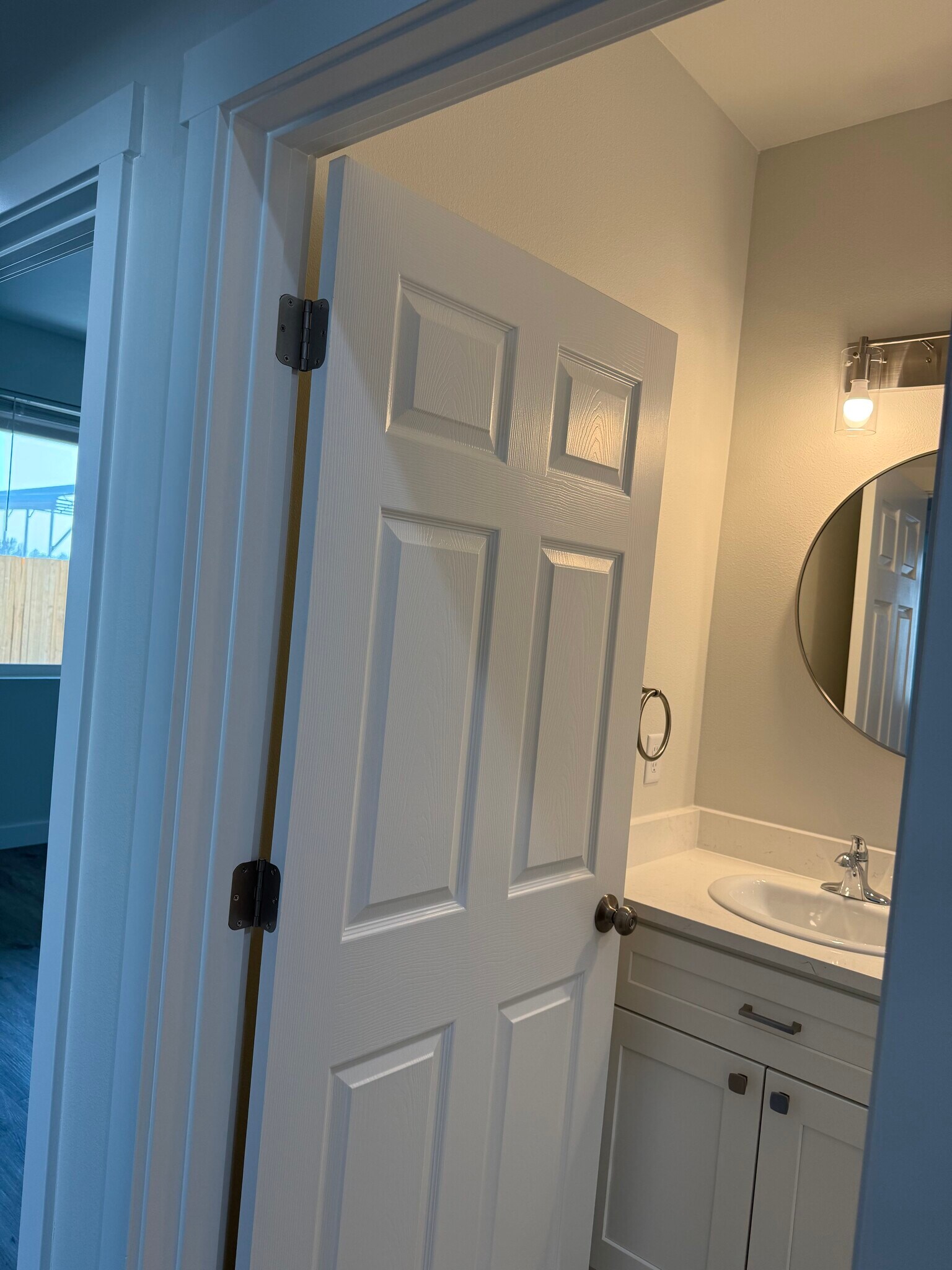 Building Photo - 8673 Charles Rd NE