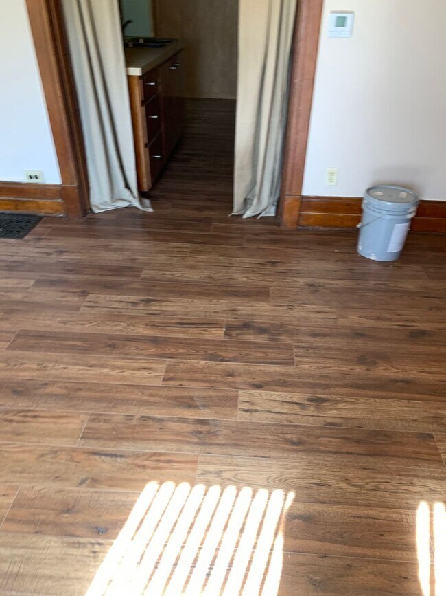 Primary Photo - 1241 South St