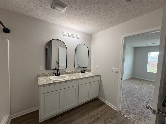 Building Photo - 3526 Sugar Maple Ln