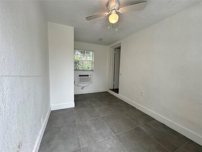 Building Photo - 601 NW 90th St