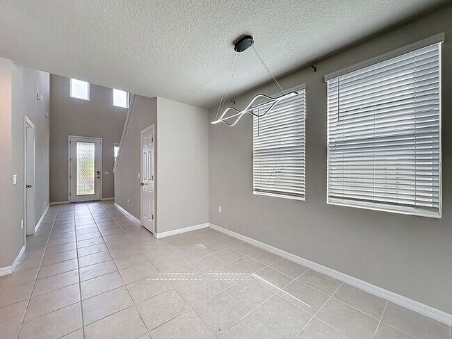 Building Photo - Wonderful like new and pet friendly home in Winter Haven