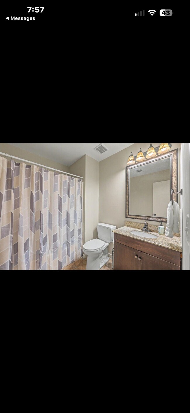 Building Photo - 1453 Cypress Ct