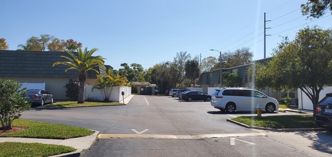 Building Photo - 1799 N Highland Ave