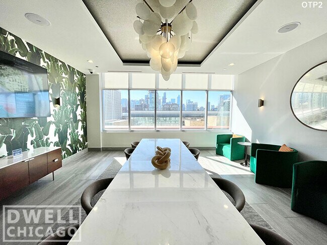 Building Photo - 1147 N Wells St