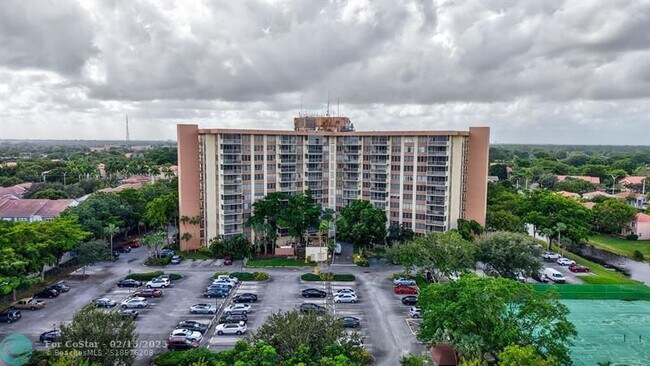 Building Photo - 10777 W Sample Rd