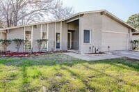 Building Photo - 5806 Evening Shadows Ln