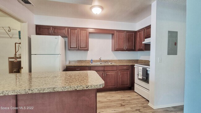 Building Photo - 1354 Westover St