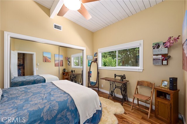 Building Photo - 1014 Hacienda Dr