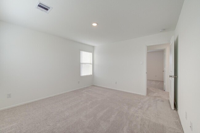 Building Photo - 26738 Paloma Blanca Dr