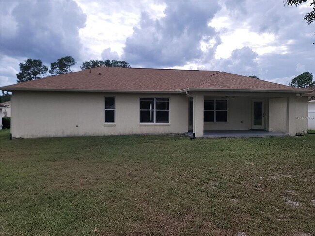 Building Photo - 8221 SW 135th Loop