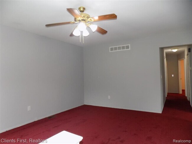 Building Photo - 2024 Imperial Hwy