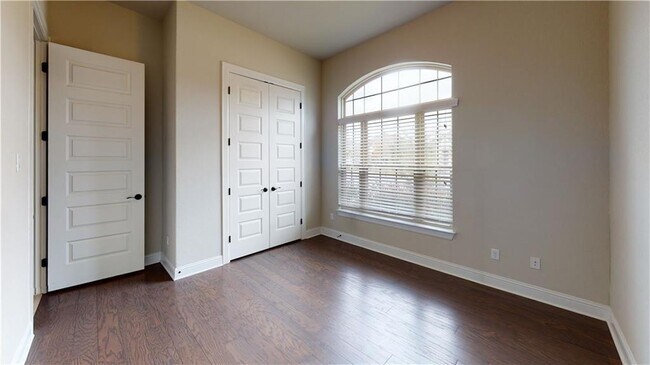 Building Photo - 8050 Mozart St