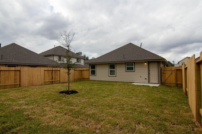 Building Photo - 3708 Alexus Dr