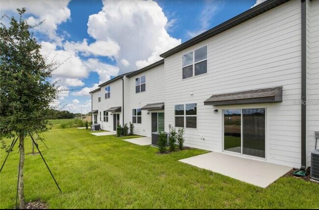 Building Photo - 541 Madison Dr