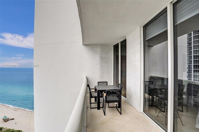 Building Photo - 18101 Collins Ave