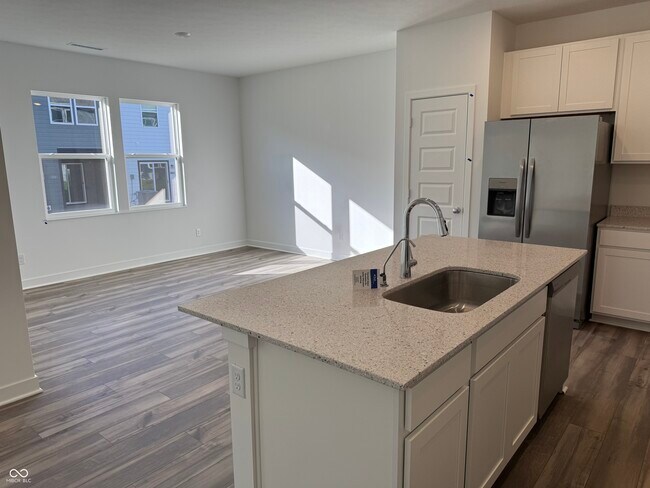 Building Photo - 15203 Farrington Rd