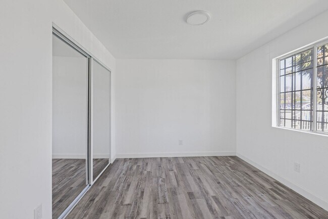 Building Photo - For Rent: Fully Remodeled 3BR Duplex | $2,600/month