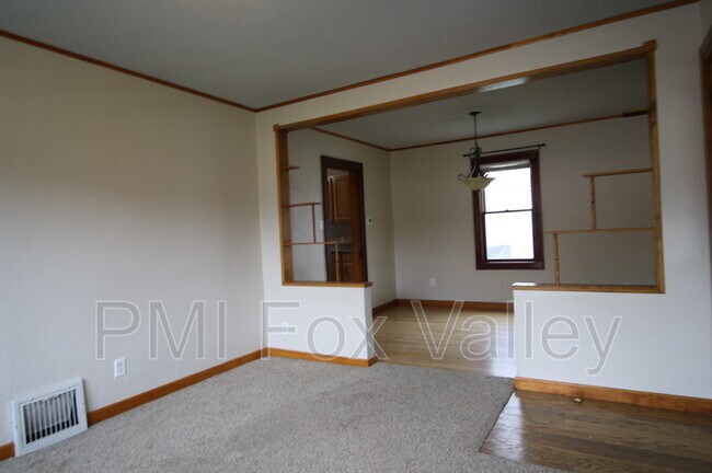 Building Photo - 906 Jefferson St