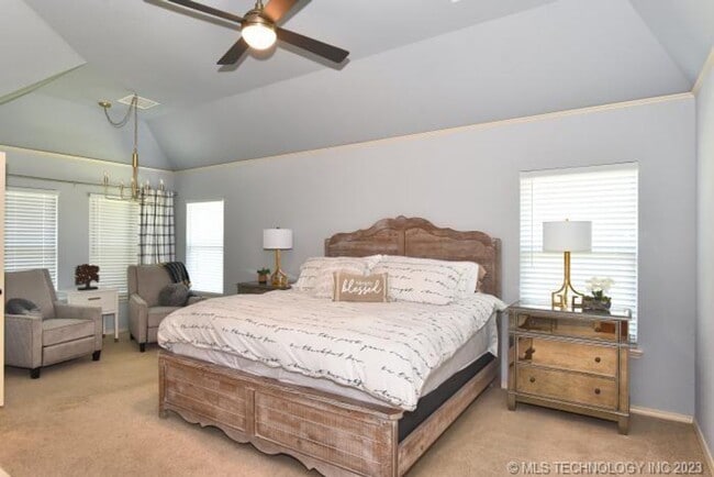 Building Photo - Room for the whole family in this 5 bedroom, 3-1/2 bath Executive Rental on corner lot in Millice...