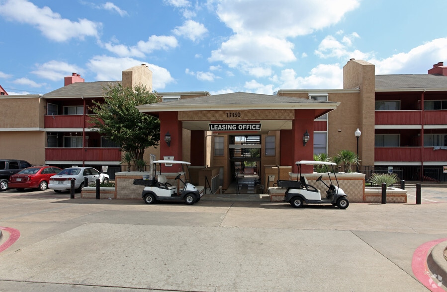 Vista Buena Apartments 13350 Esperanza Rd Dallas TX 75240 Apartment