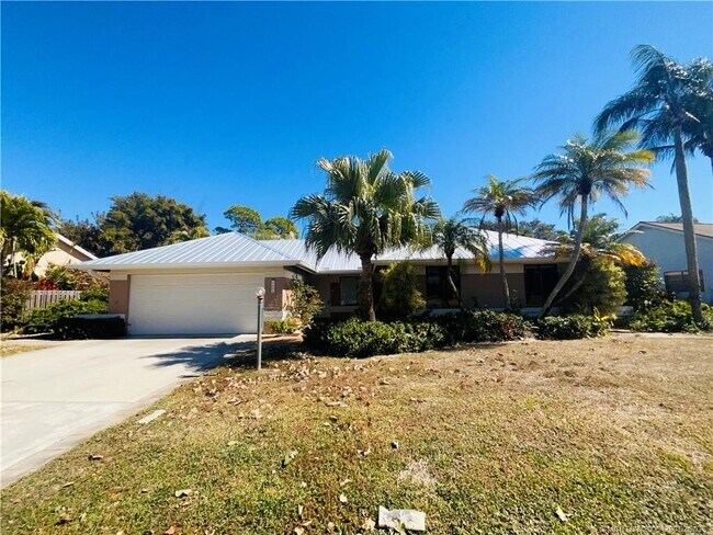 Building Photo - 2191 NW 20th Ave