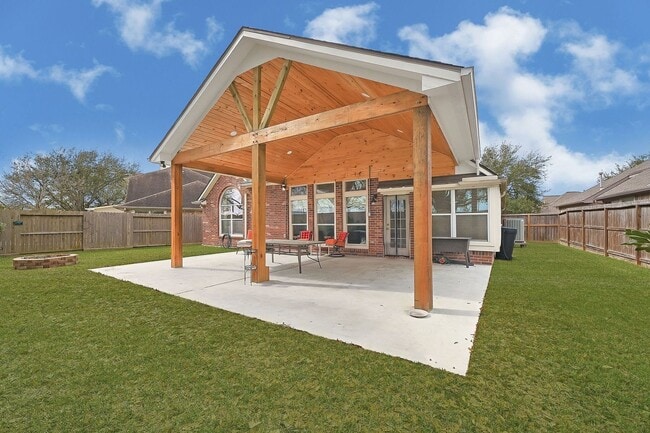 Building Photo - 1319 Bayport Ln