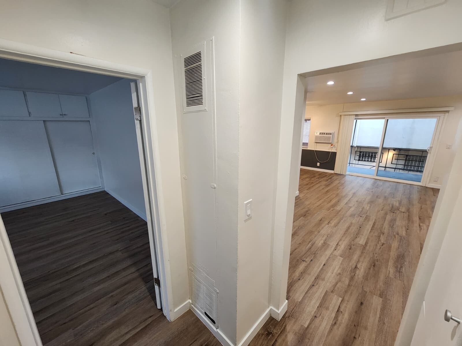 Building Photo - 1414 S Orange Grove Ave