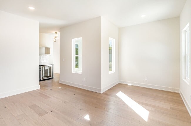 Building Photo - New Build in West Nashville