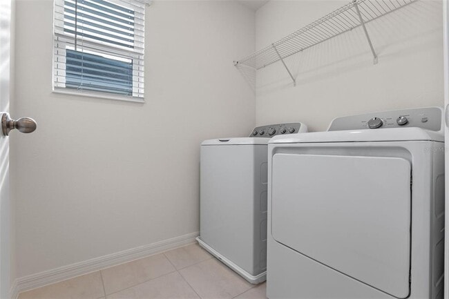 Building Photo - 7261 Big Cedar Aly