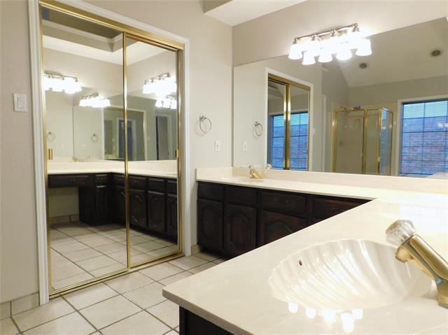 Building Photo - 18939 Westwood Pl