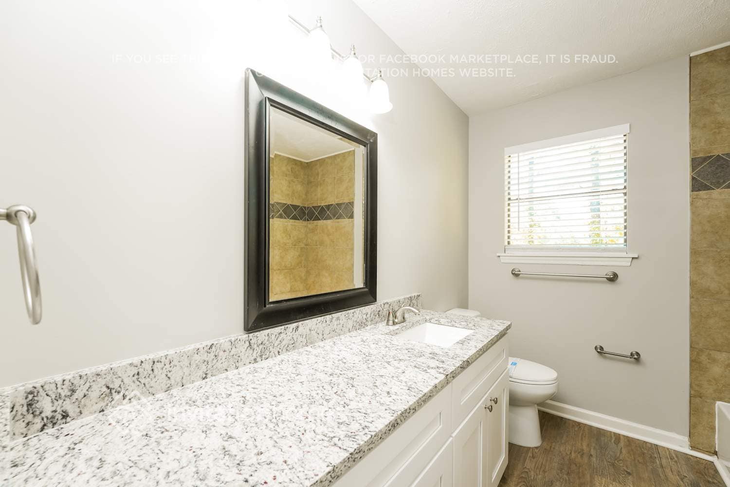 Building Photo - 558 Lake Michele Ct
