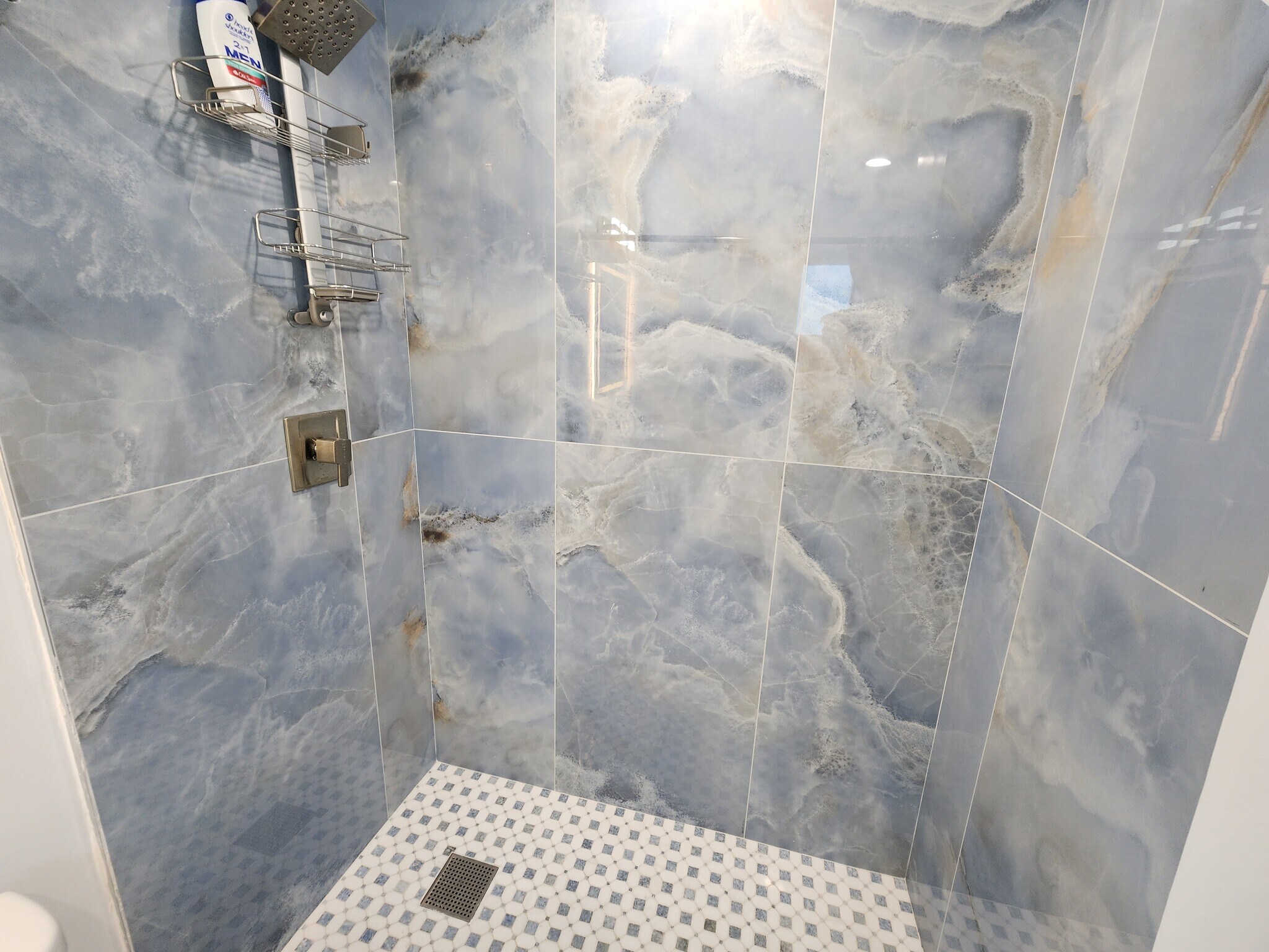 Building Photo - 10742 Gerald Ave