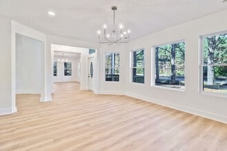 Building Photo - Pleasant One