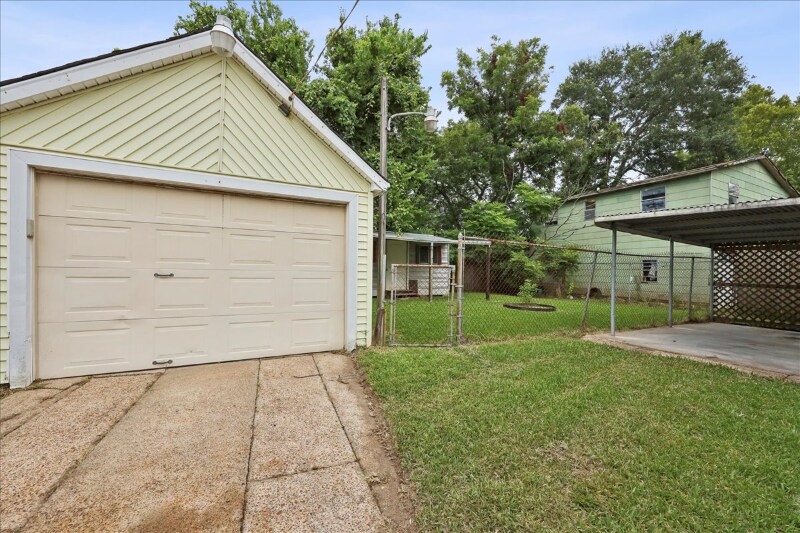 Building Photo - 4045 Reed St