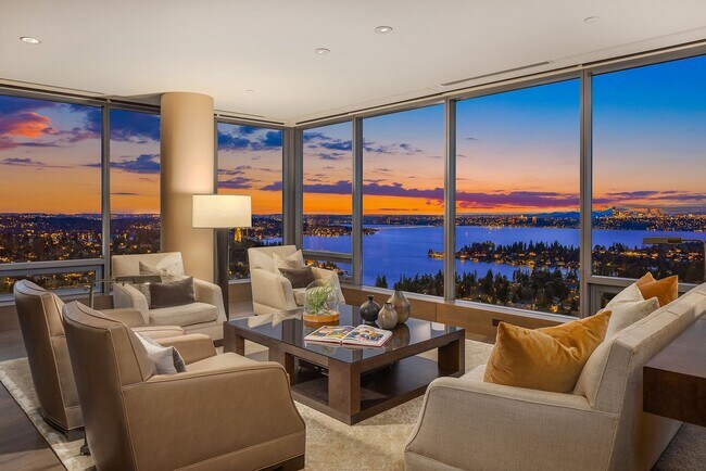 Building Photo - 3Bd/2.5Ba One Lincoln Tower Penthouse