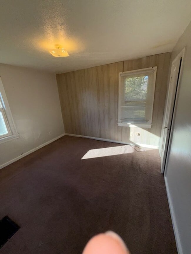 Building Photo - 817 Taylor Avenue, Evansville, IN 47713