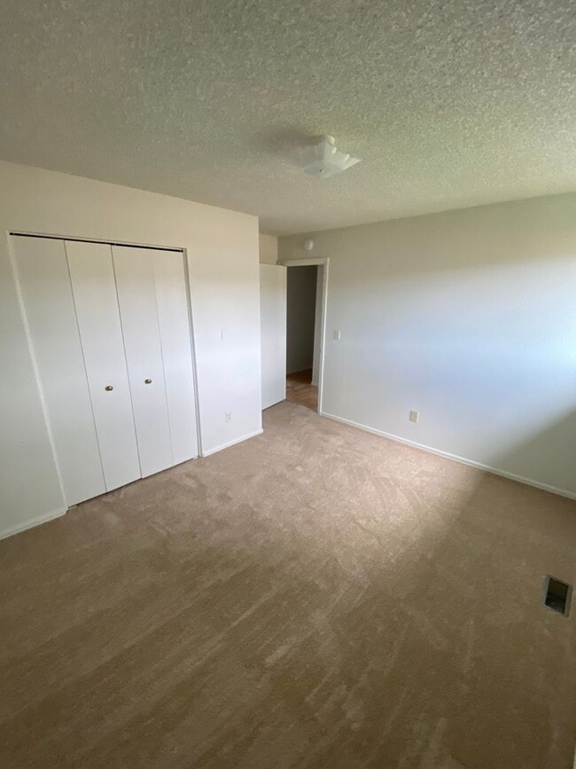 Building Photo - Family Style Home In The Coveted Marsten Neighborhood!