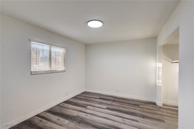 Building Photo - 1922 Fairfield Ave